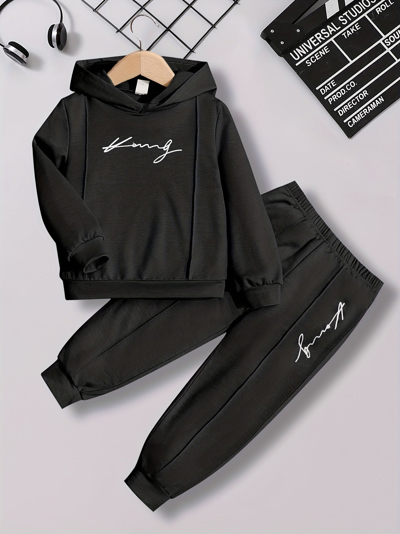 Boys 2pcs Hoodie Sweatshirt & Sweatpants Set Alphabet Print Solid Kids Clothes