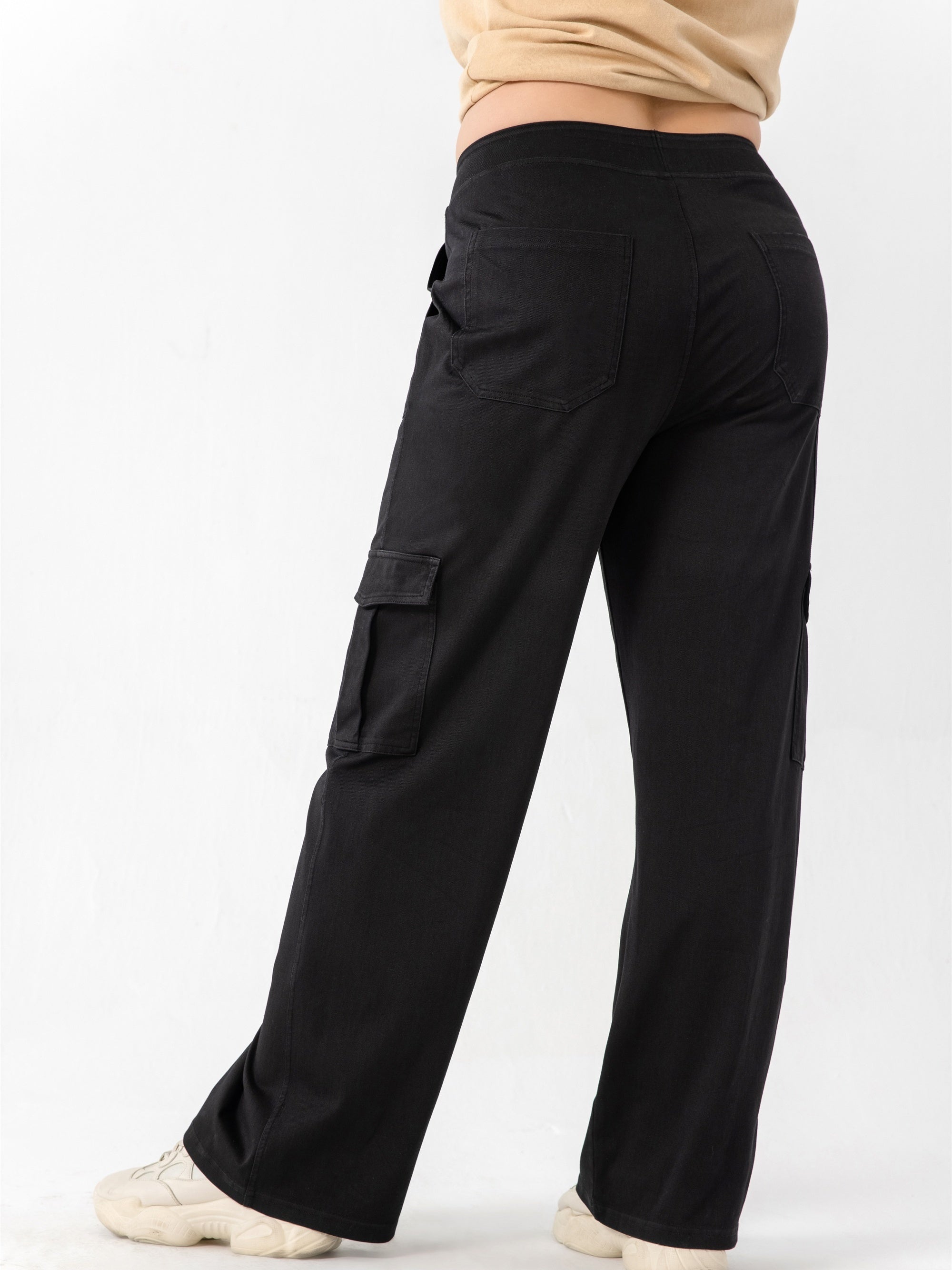 Solid High Stretch Wide Leg Cargo Jeans with Pockets