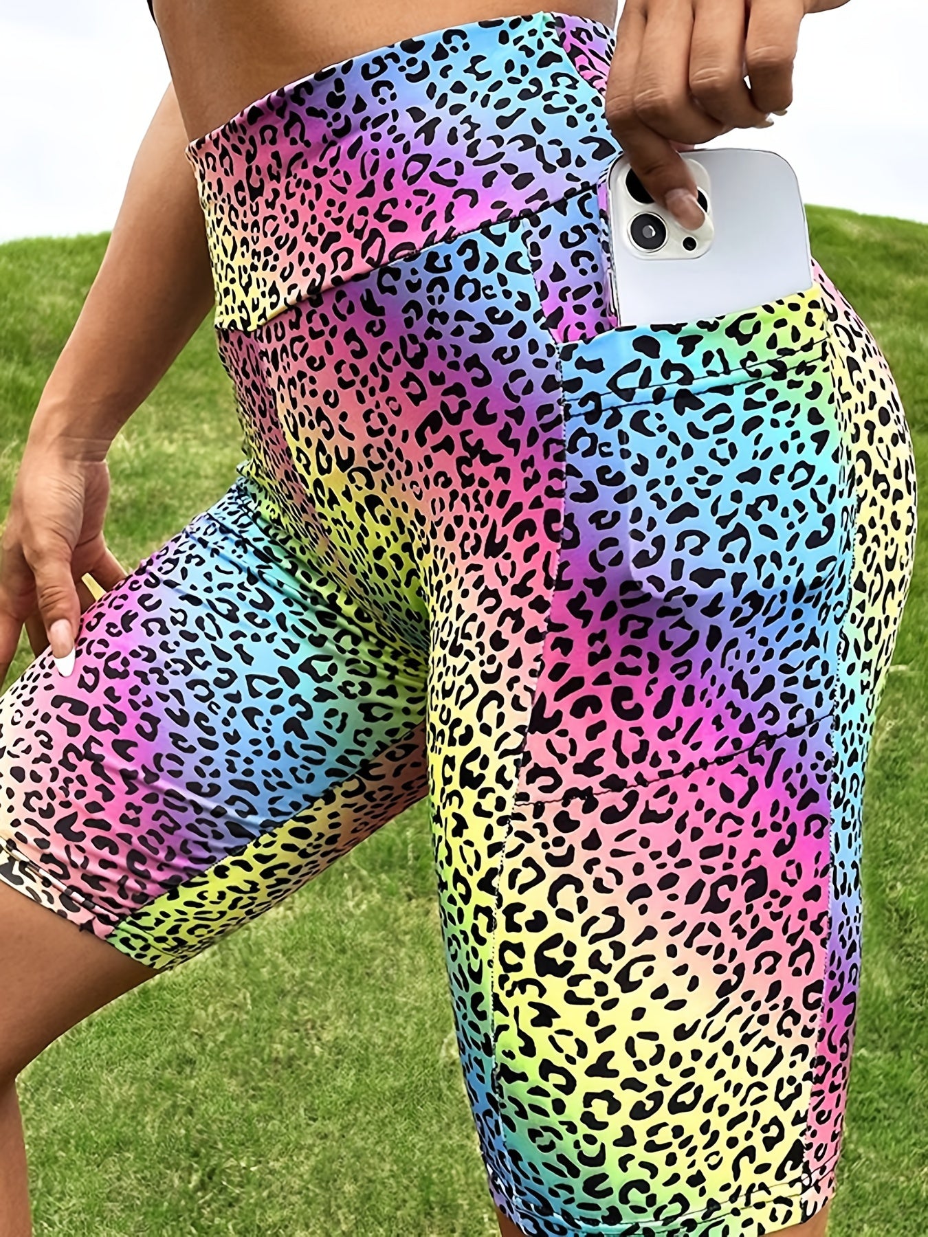 Leopard Print Yoga Shorts with Pockets & Butt Lifting
