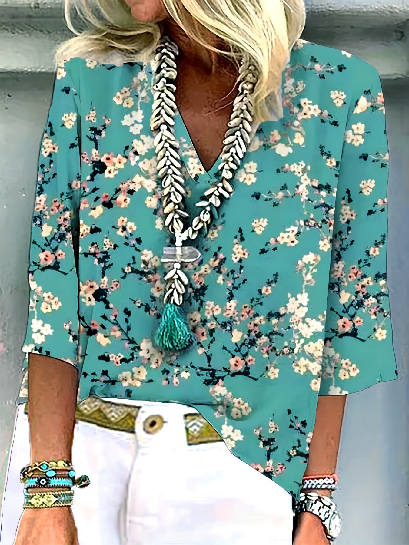 Women's Plus Floral Print V-Neck Top