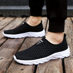 Men's Lightweight Slip On Casual Shoes For Traveling Jogging