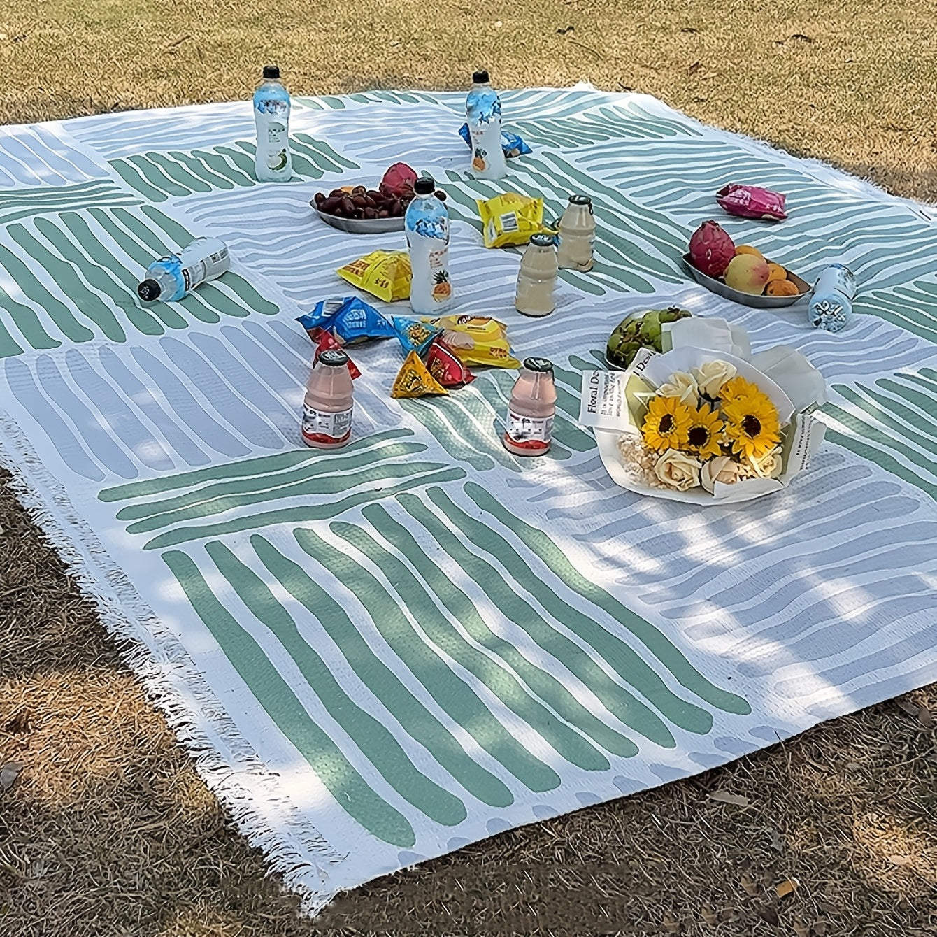 Retro Print Foldable Outdoor Picnic Mat