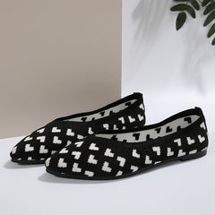 Women's Heart Pattern Flats Pointed Toe Knitted Slip On Shoes
