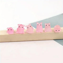 6pcs Glow Dark Mini Resin Piggy Piggy Mini Statue Micro Landscape