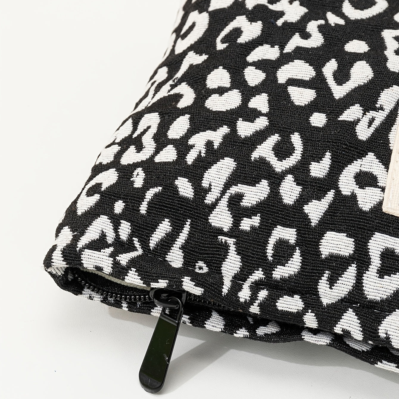 Leopard Pattern Makeup Bag Travel Cosmetic Zipper Toiletries Organizer