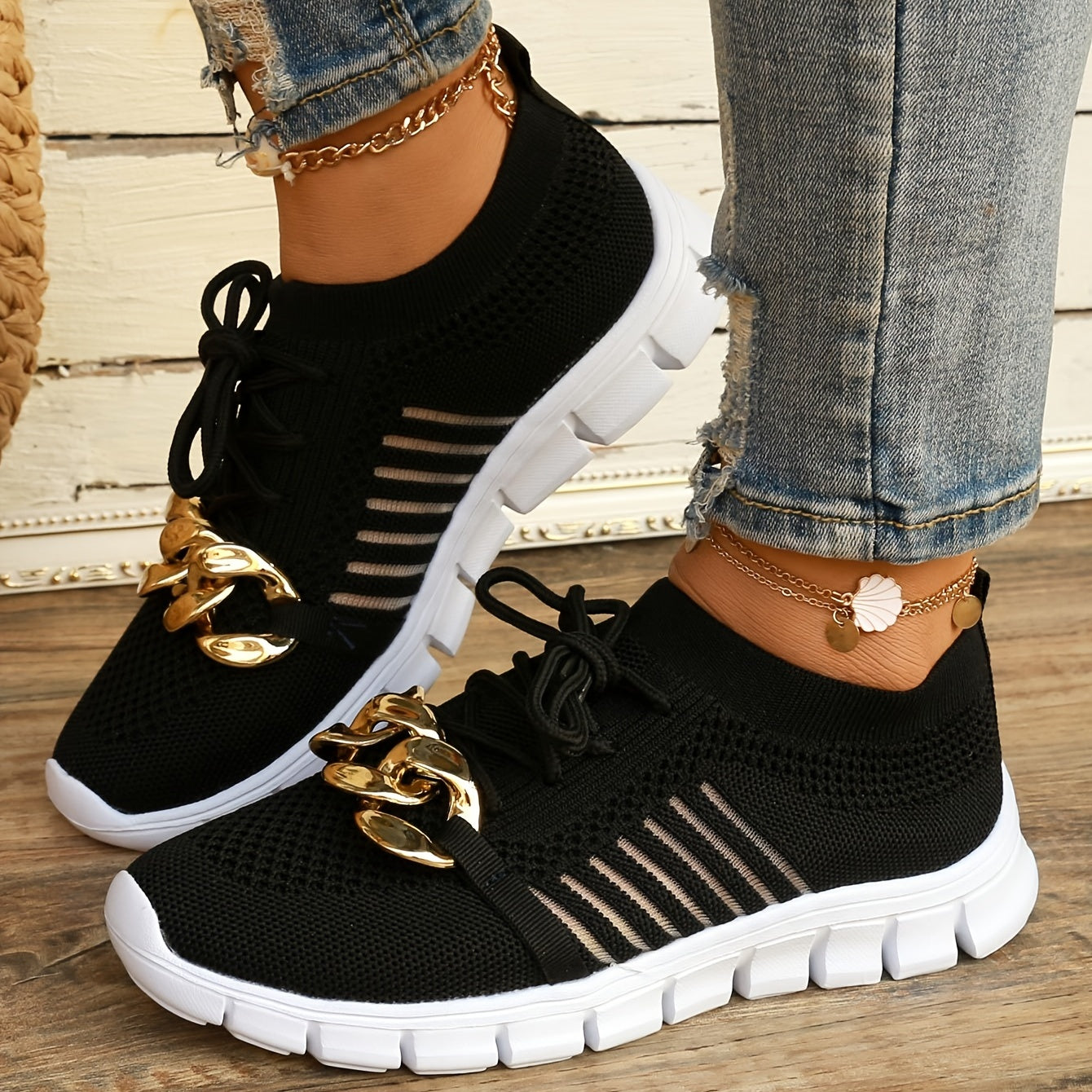 Women's Knit Sports Shoes with Metallic Chain Decor