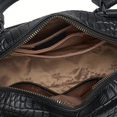 Vintage Leather Tote Bag Crocodile Pattern Zipper Closure Ideal for Commuting