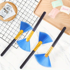 2pcs Fan-shaped Computer Brush Soft Bristles Dust Removal