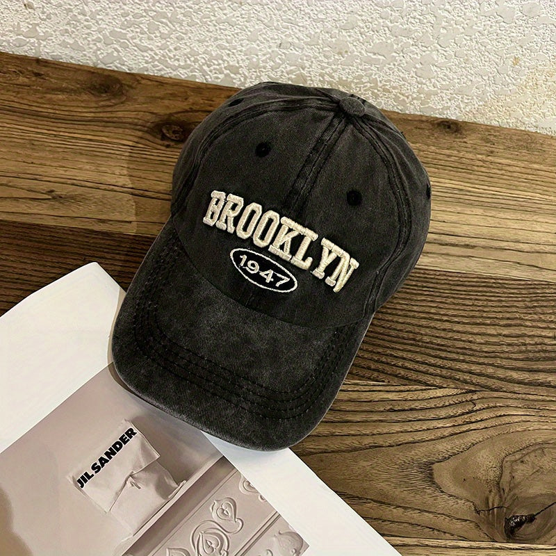 Unisex Retro Sunshade Adjustable Baseball Cap with Letter Embroidery