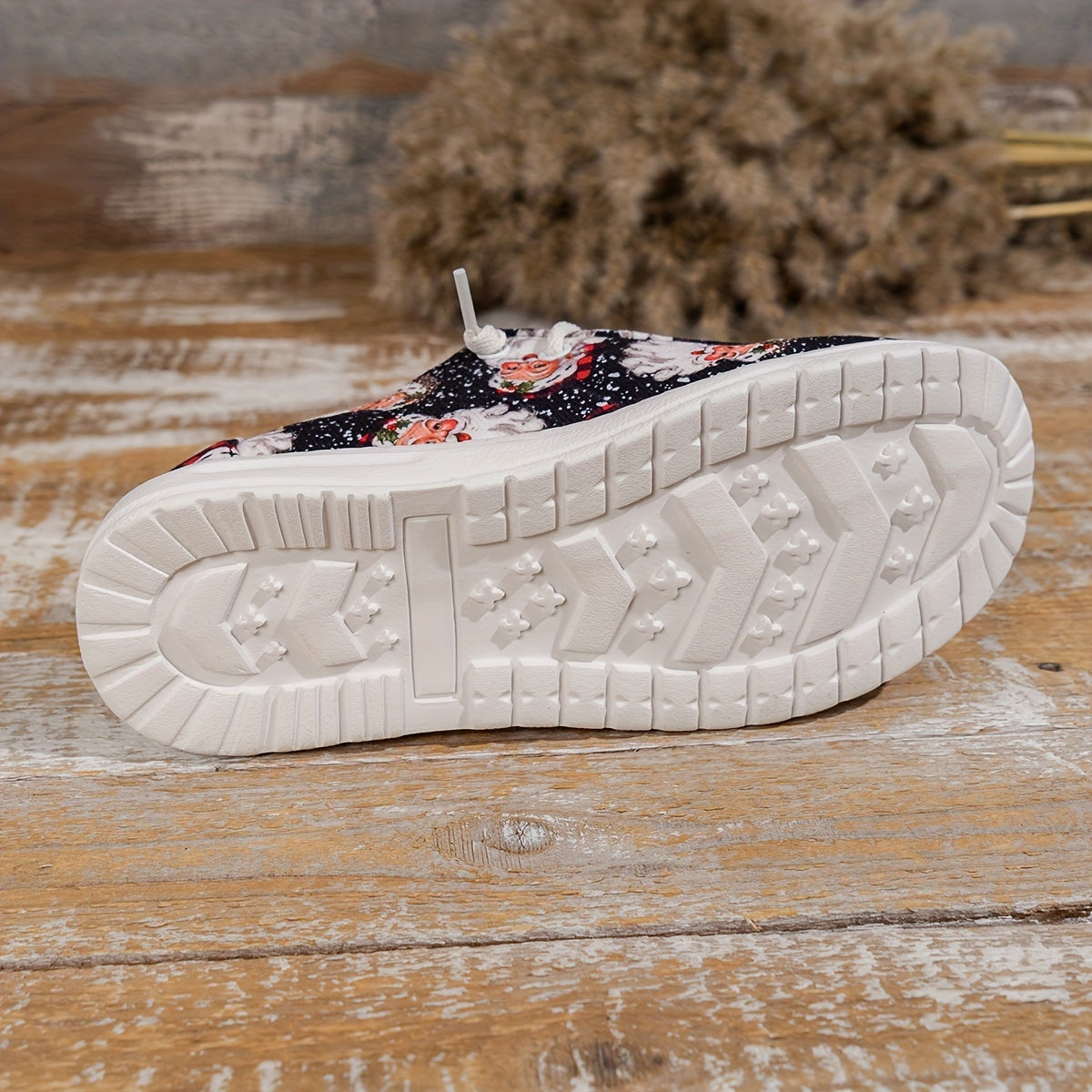 Women's Christmas Cartoon Print Low Top Sneakers