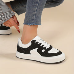 Women's Colorblock Platform Sneakers Round Toe Low Top Skate Shoes