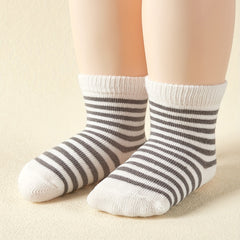 6 Pairs Boys Star Striped Short Socks for All Seasons