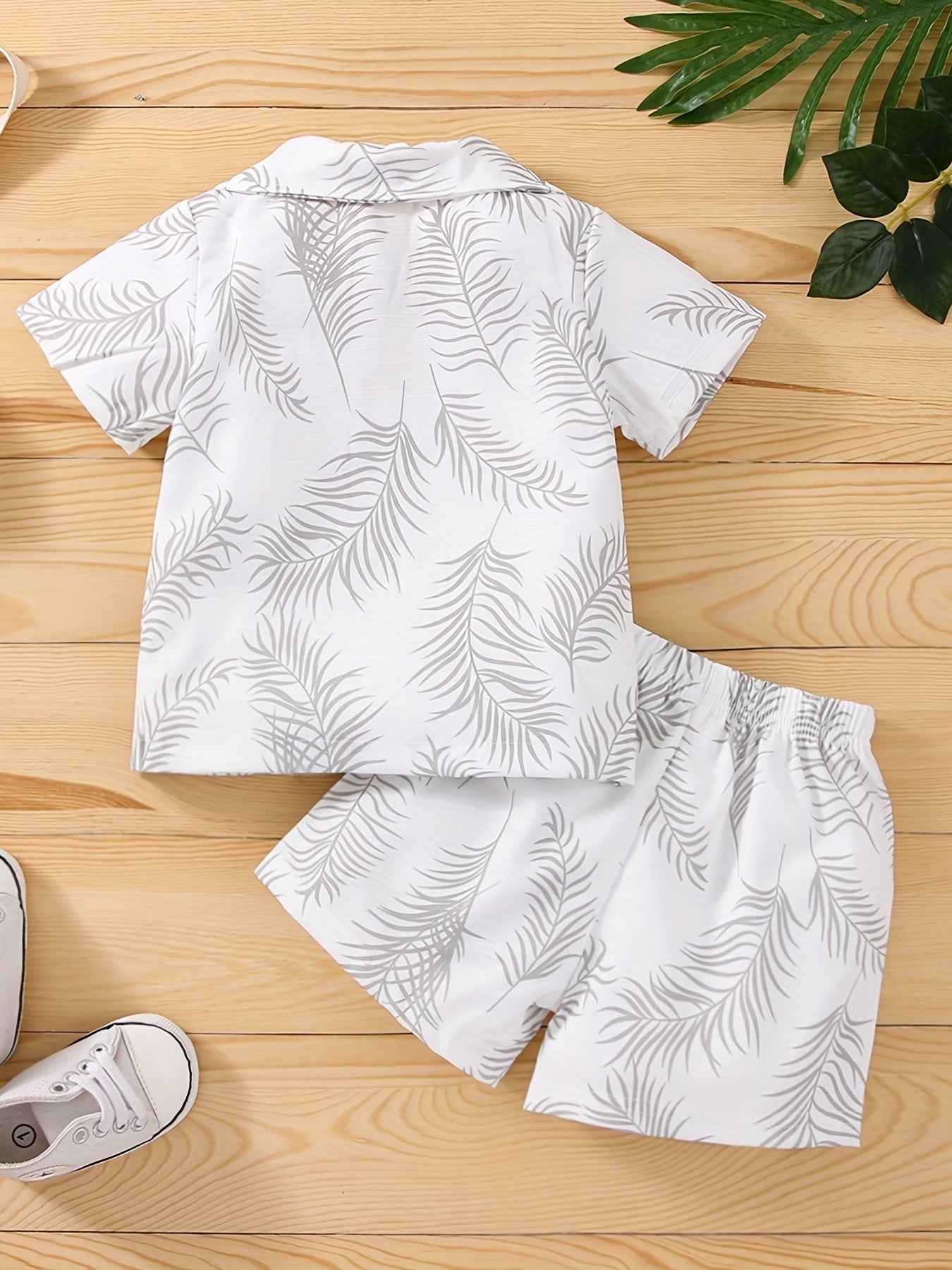 2pcs Baby Boys Leaf Print Short Sleeve Shirt & Shorts Set for Summer