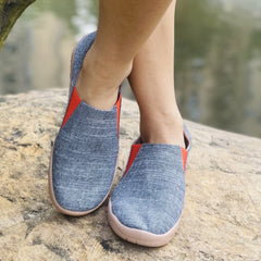 Women's Colorblock Flat Canvas Shoes Slip On Rubber Sole Comfy Travel Shoes