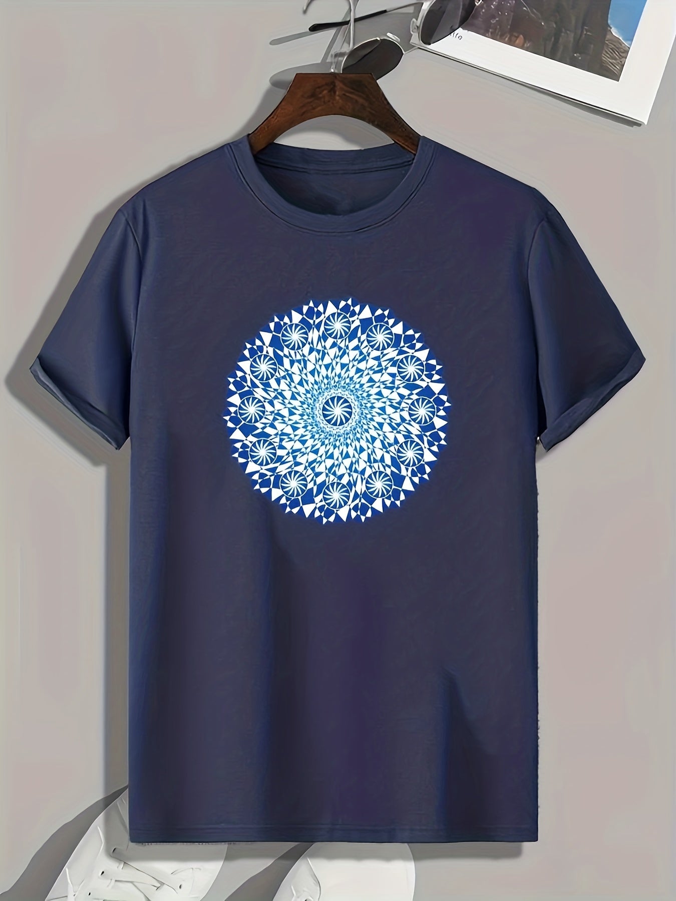 Flower Print Men's Graphic T-shirt for Summer
