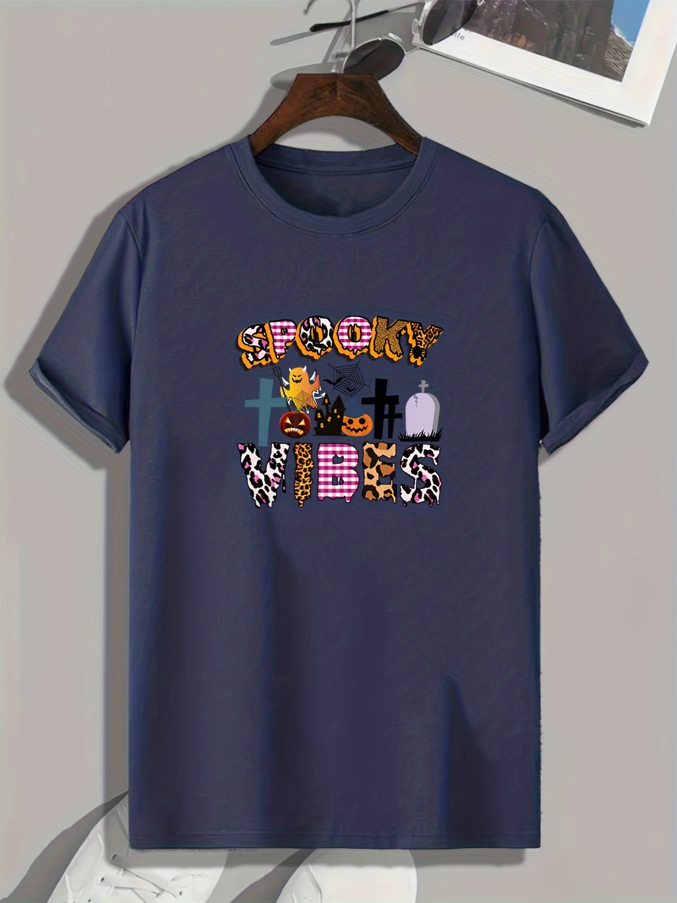 Spooky Vibes Halloween Print Men's Graphic T-shirt