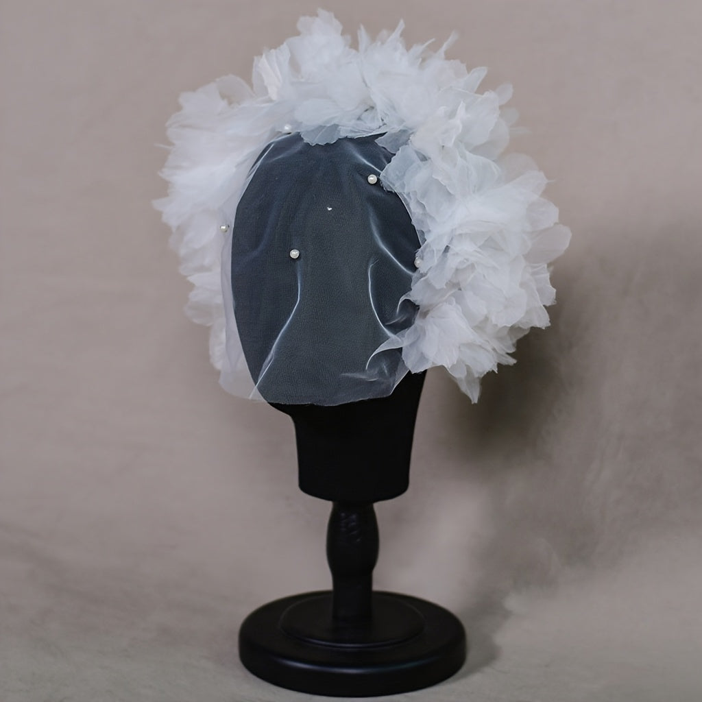 Sweet Lace Bridal Veil with Beaded Embroidery
