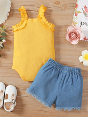 2pcs Baby Girls Thin Strap Onesie & Floral Embroidery Denim Shorts Set