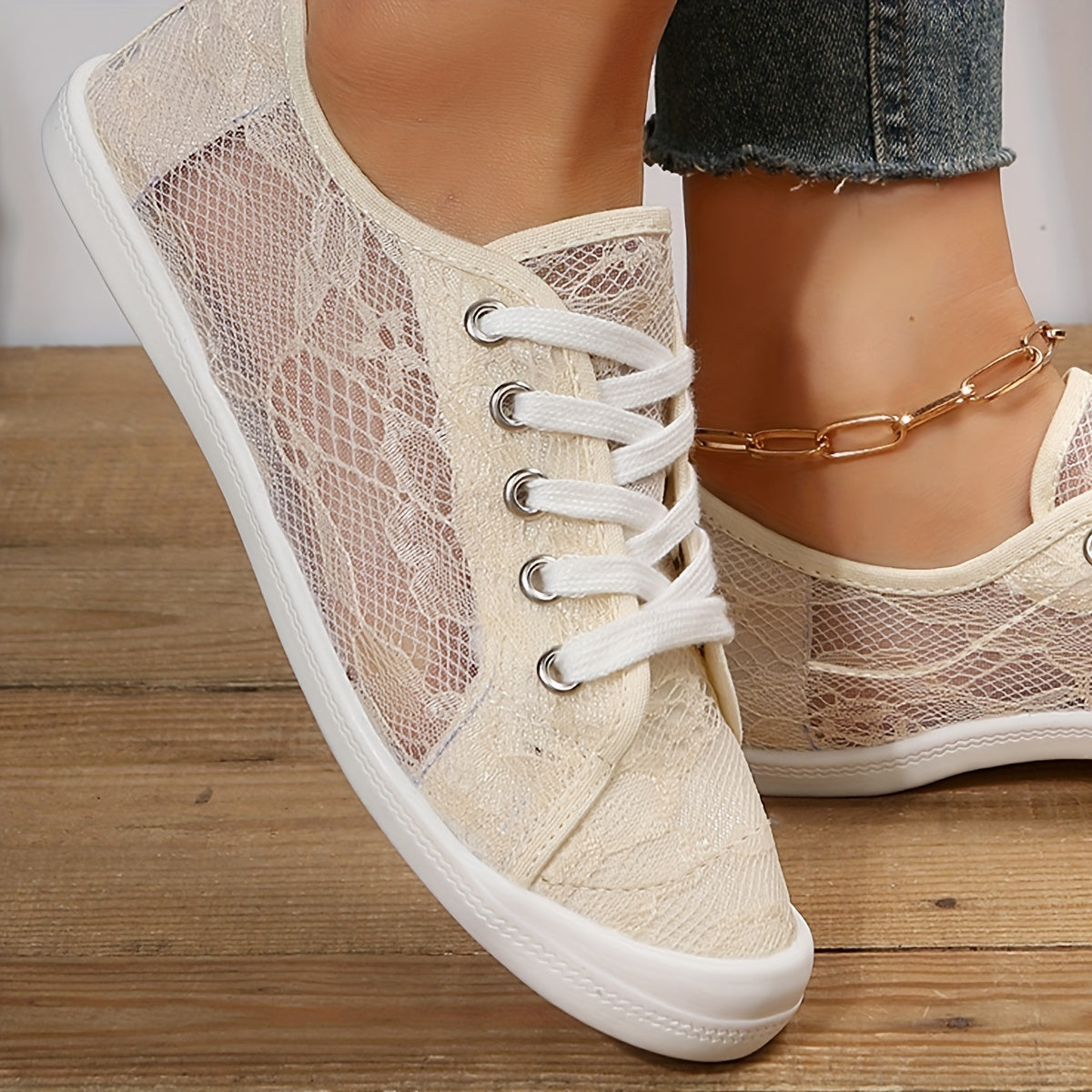 Women's Mesh Breathable Sneakers Lace Up Flat Canvas Shoes