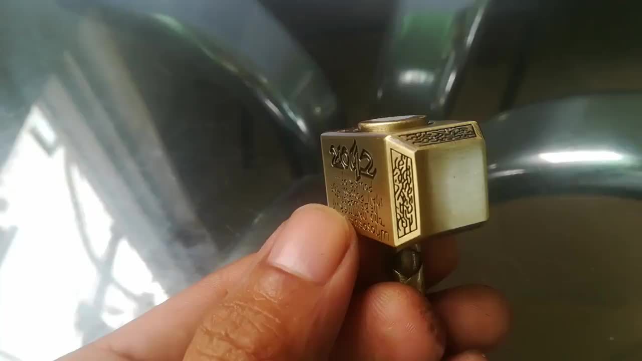 Brass Hammer Fidget Spinner & Infinity Cube Desk Toy Golden
