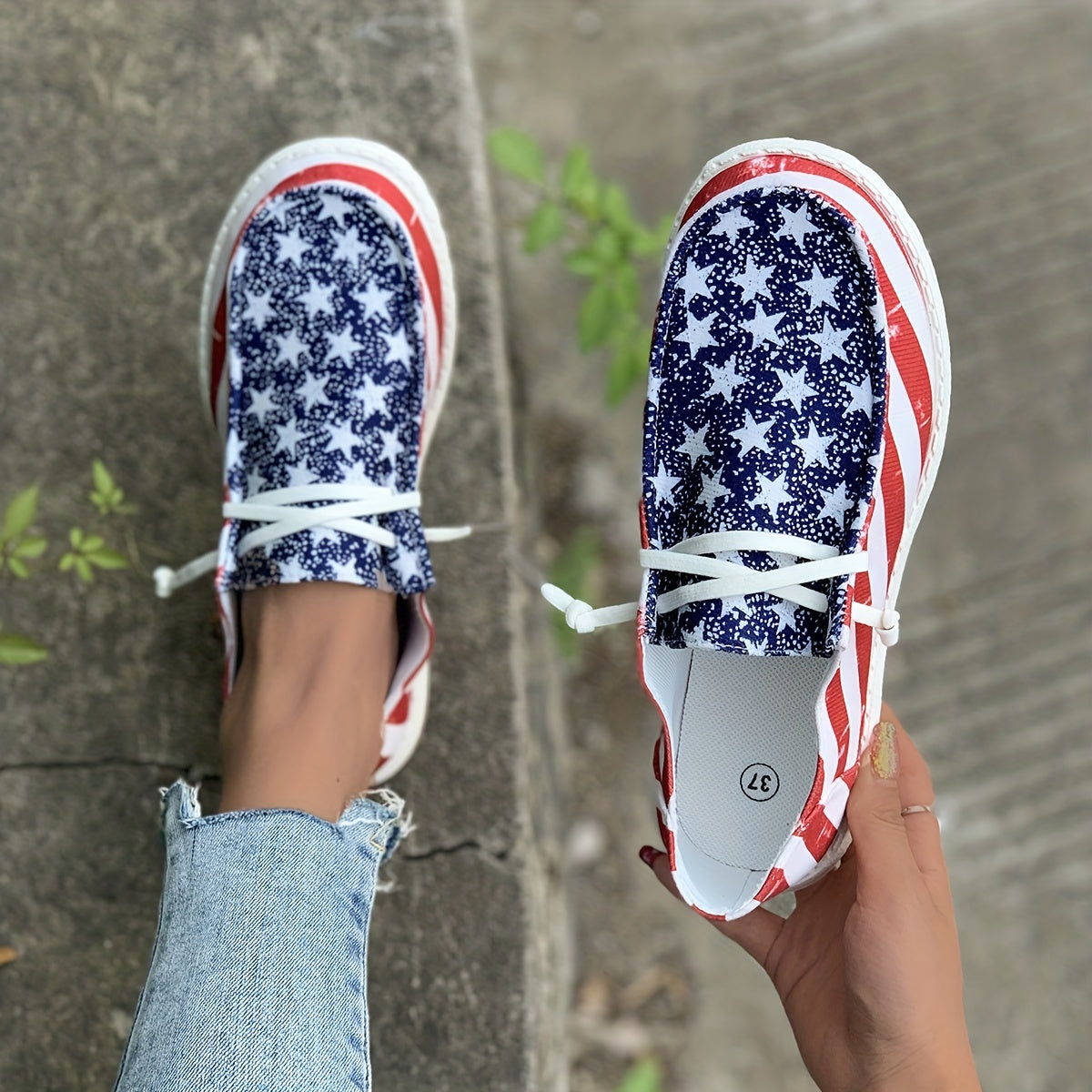 Women's Independence Flag Canvas Shoes Lightweight Low Top Sneakers