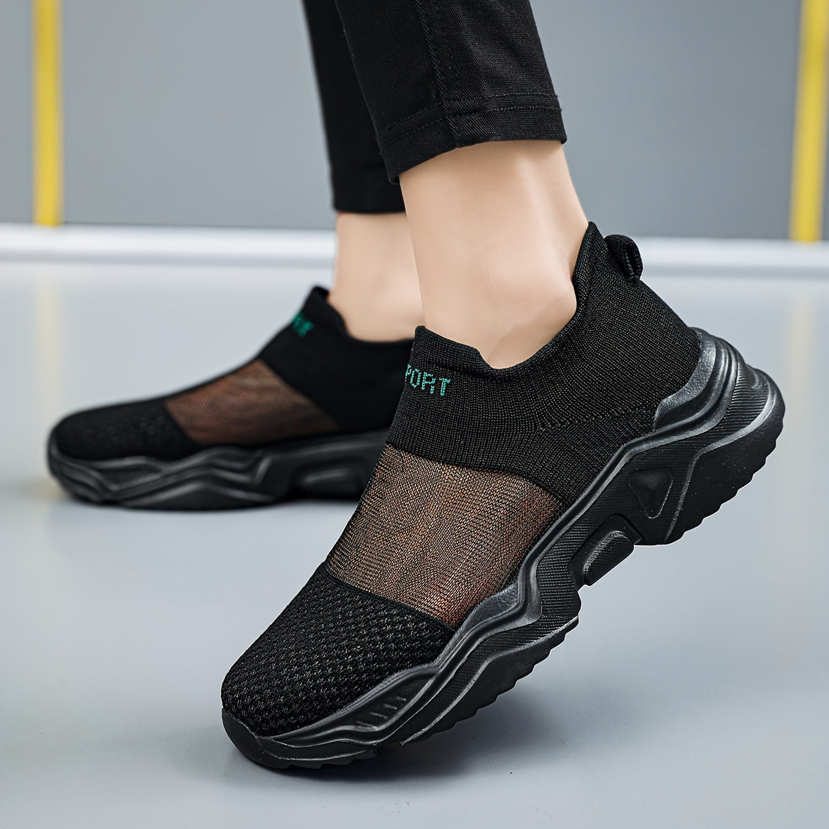Mesh Slip-On Running Shoes Lightweight Breathable Comfy Women's Sneakers