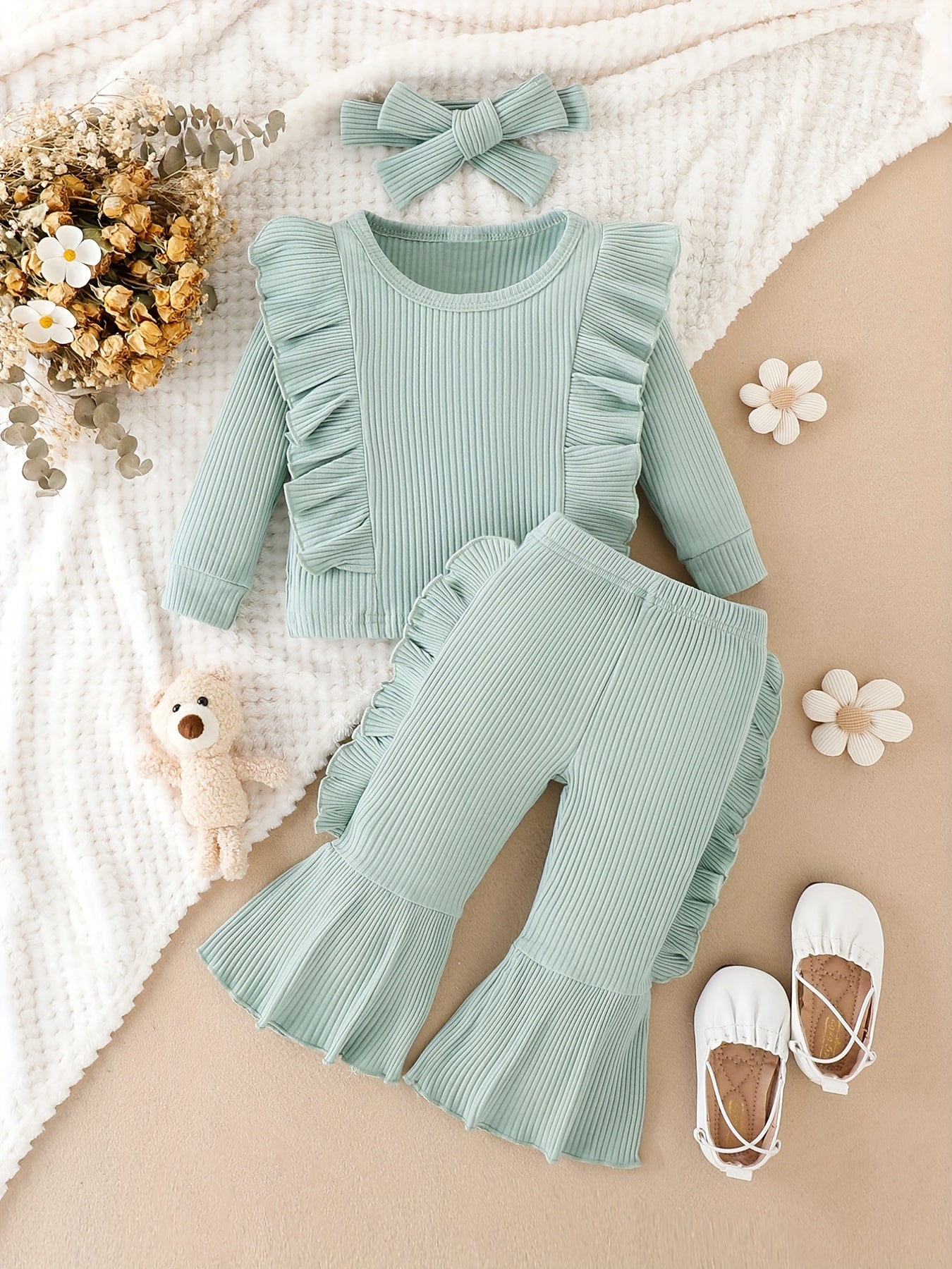 2pcs Baby Girl Ruffle Sleeve Top & Flared Pants Set