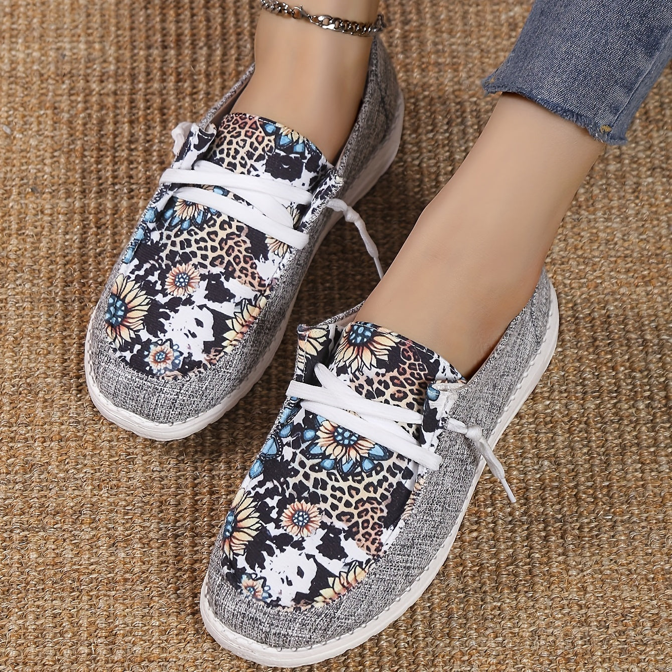 Women's Sunflower Print Canvas Shoes Low Top Lightweight Sneakers