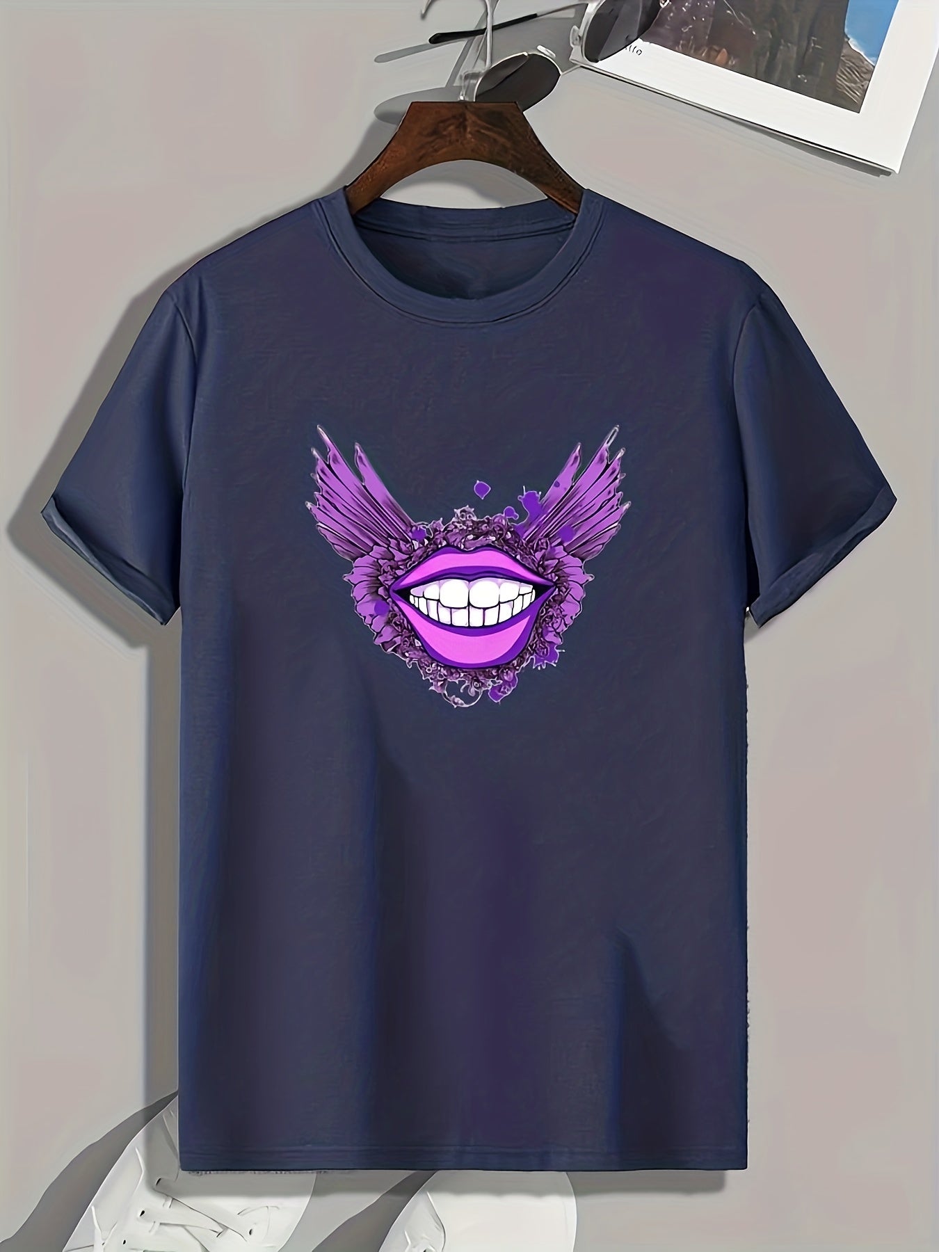 Purple Mouth Print Men's Graphic T shirt for Summer