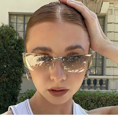 Y2K Wrap Around Sunglasses Unisex Punk Rivet Decor Glasses UV400