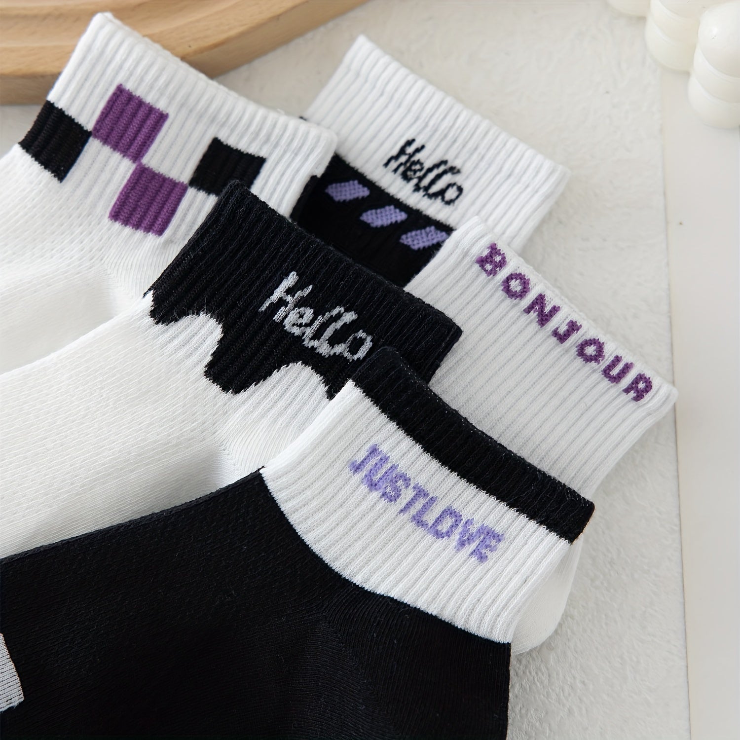 5 Pairs Letter Print Short Socks Crew Stockings Women's Hosiery