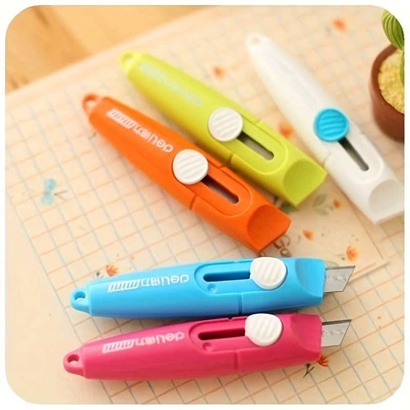 Portable Retractable Utility Cutter for Office School Art Supplies