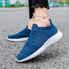 Men's Lightweight Slip On Casual Shoes For Traveling Jogging