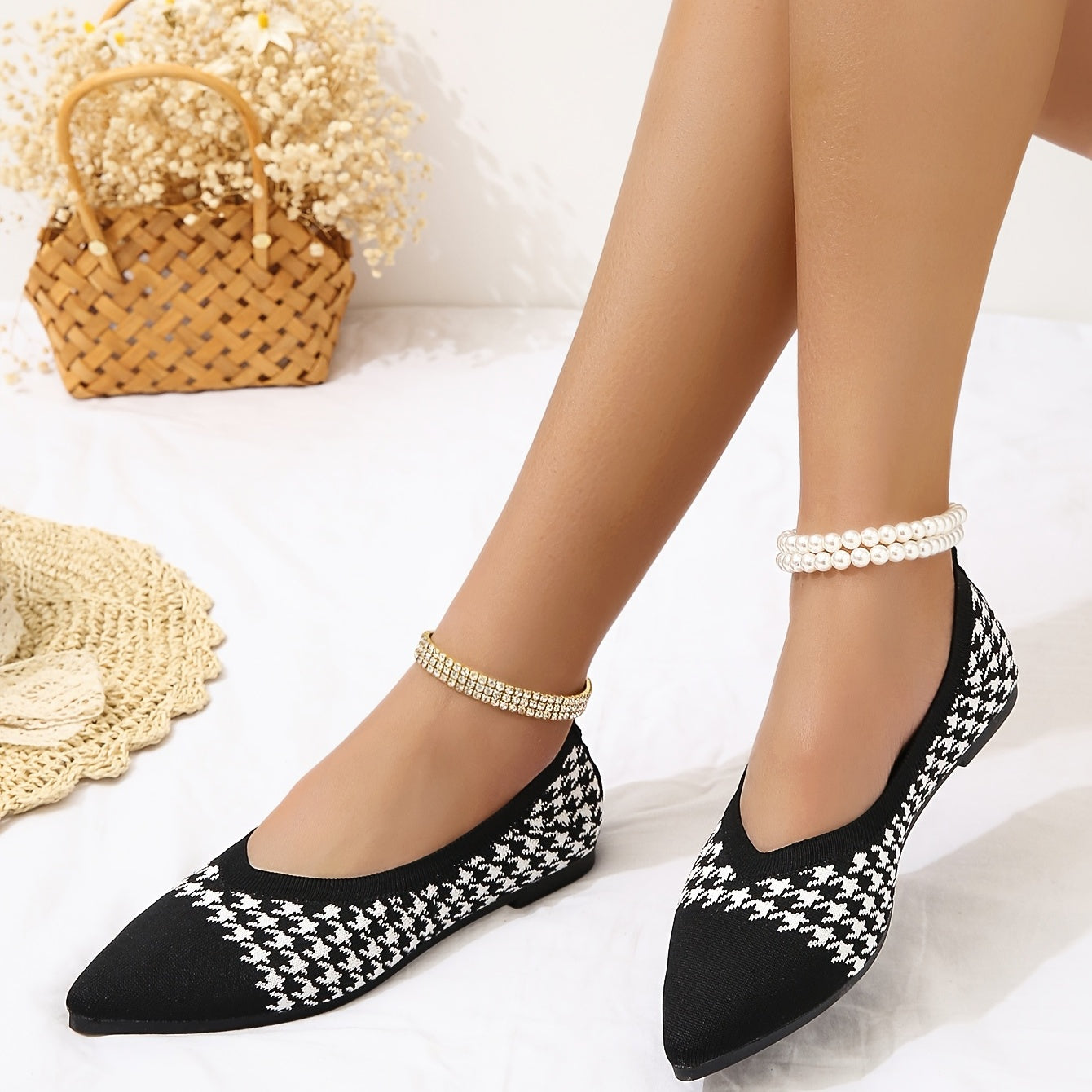 Women's Houndstooth Knit Flat Shoes Pointed Toe Slip-On Ballet Flats