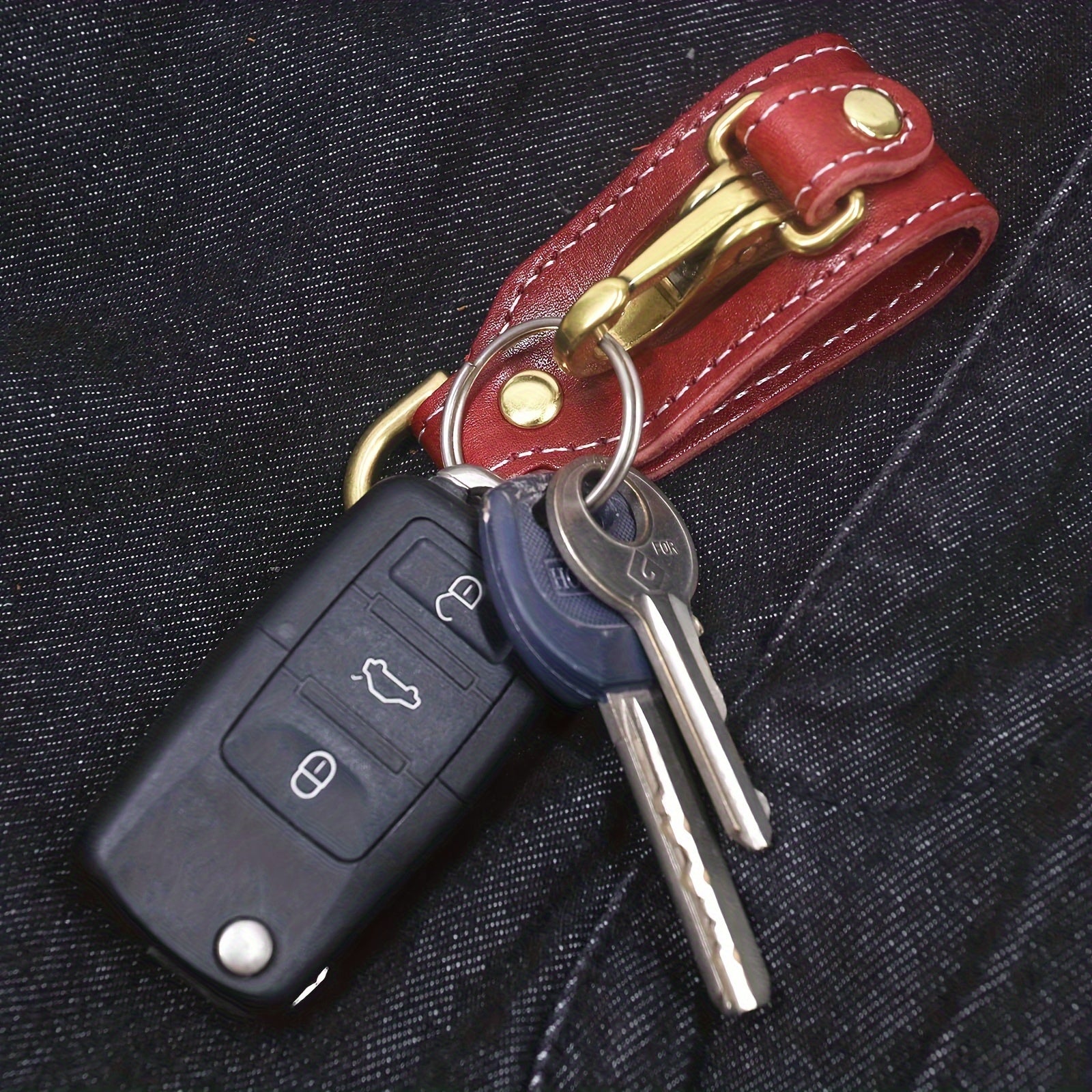 Cowhide Waist Hanging Keychain Hook Buckle for Outdoor Survival