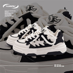 HUANQIU Lace-up Platform Skate Shoes for Women