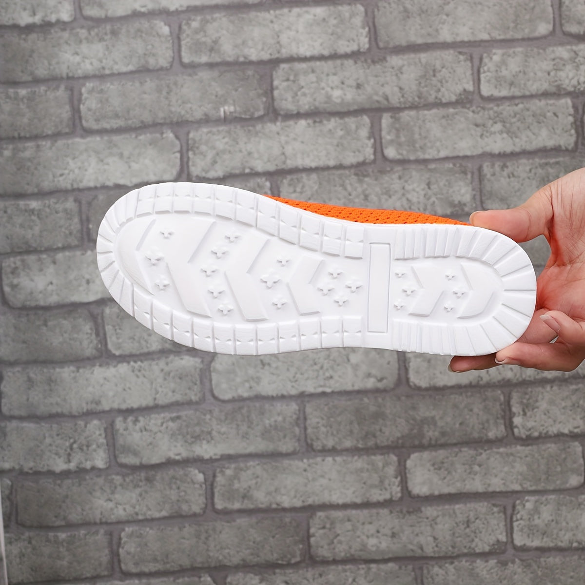 Sporty Walking Shoes Chain Decor Mesh Slip On Sneakers Women's Footwear