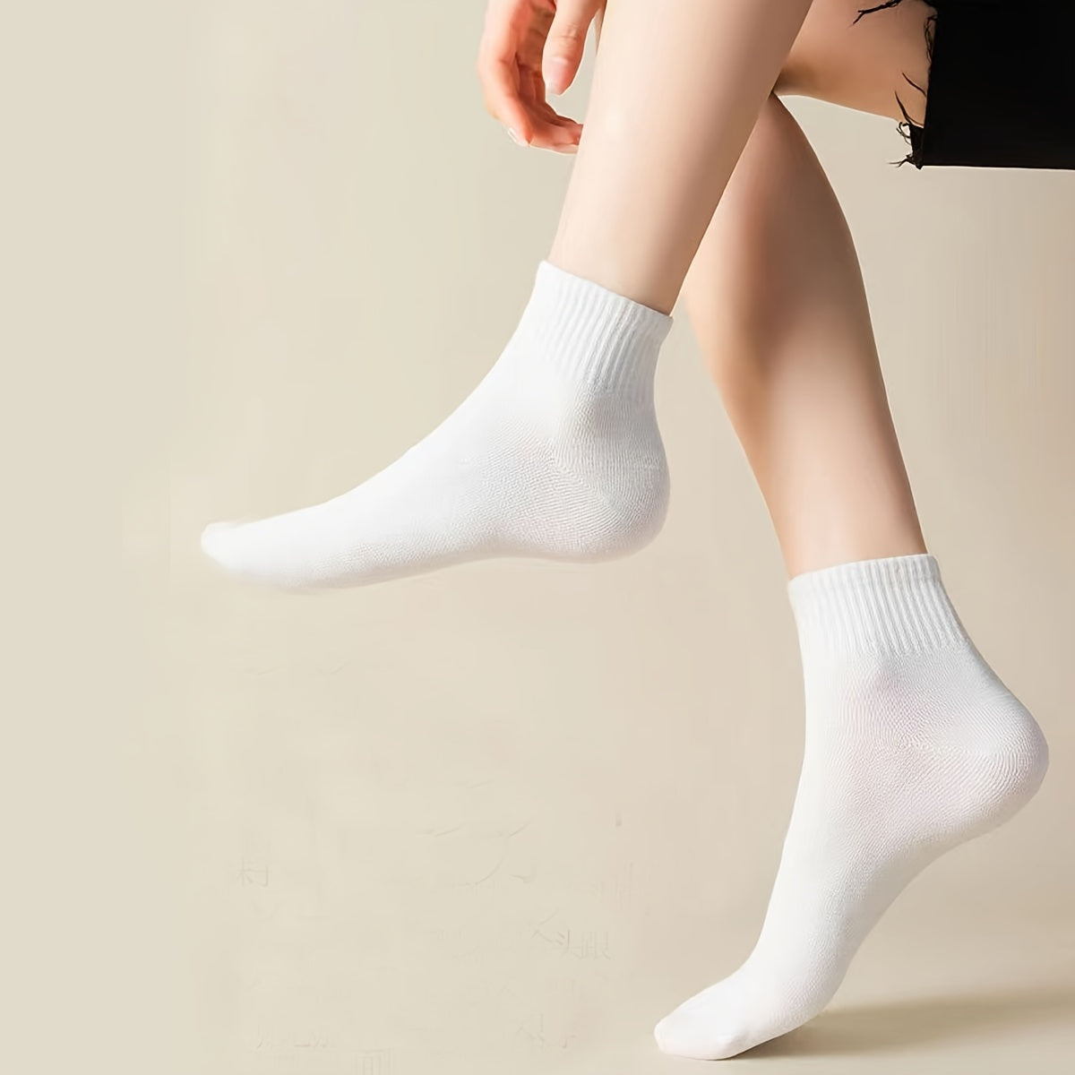 5 Pairs Women's Crew Socks Comfortable Solid Ankle Stockings