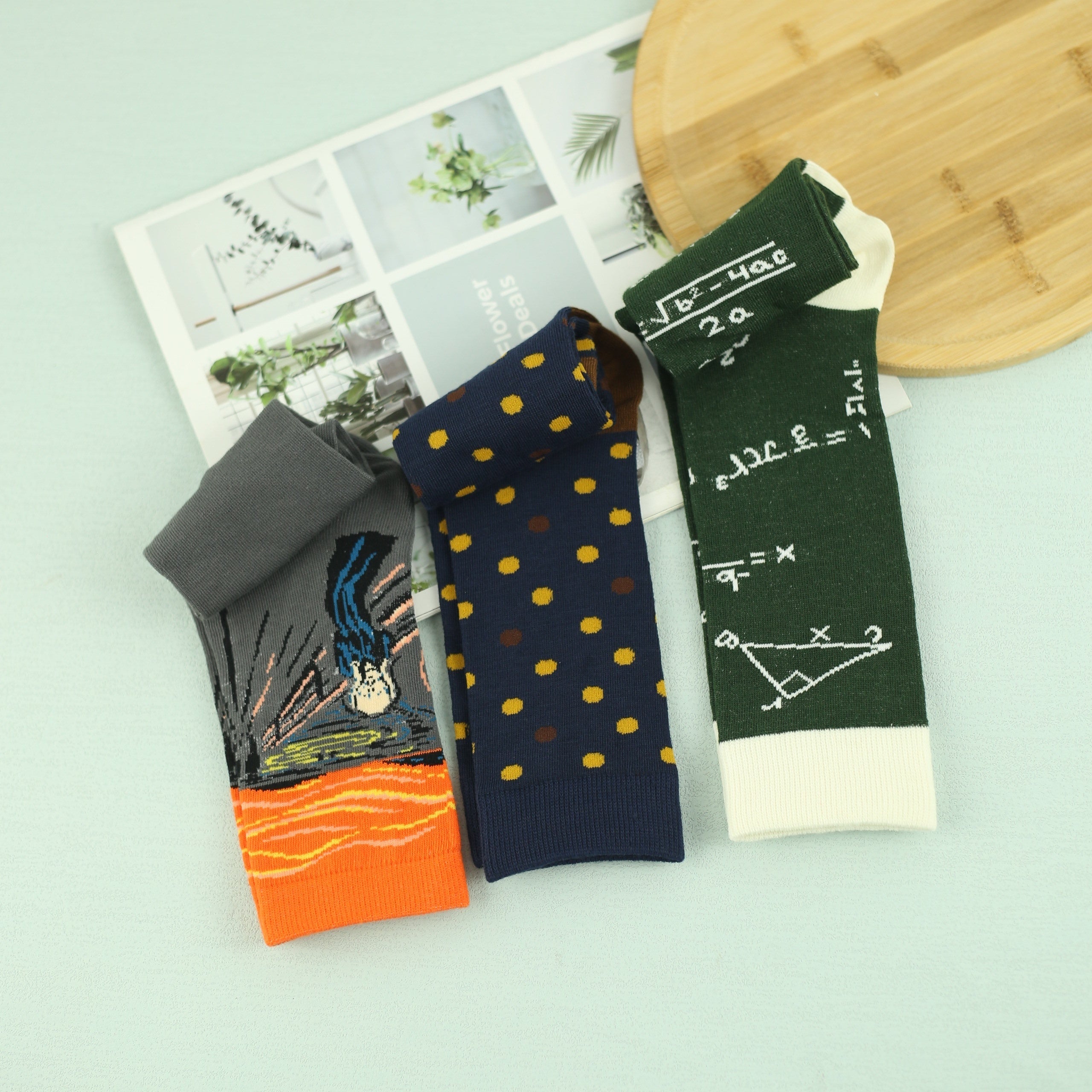 Men's Cartoon Crew Socks 3 Pairs Breathable Comfy Street Style Outdoor Wear