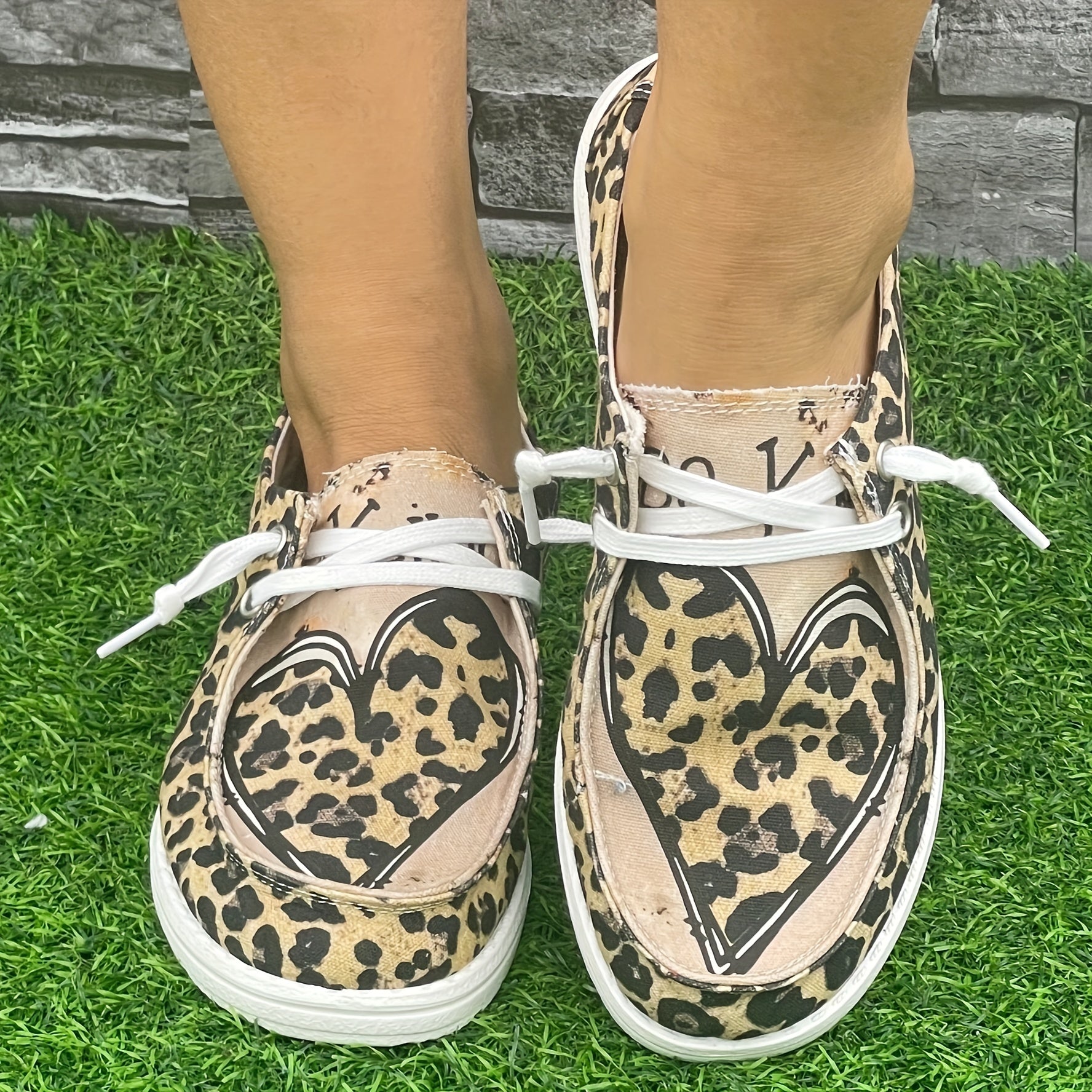 Leopard Print Love Couple Flat Skate Shoes Lightweight