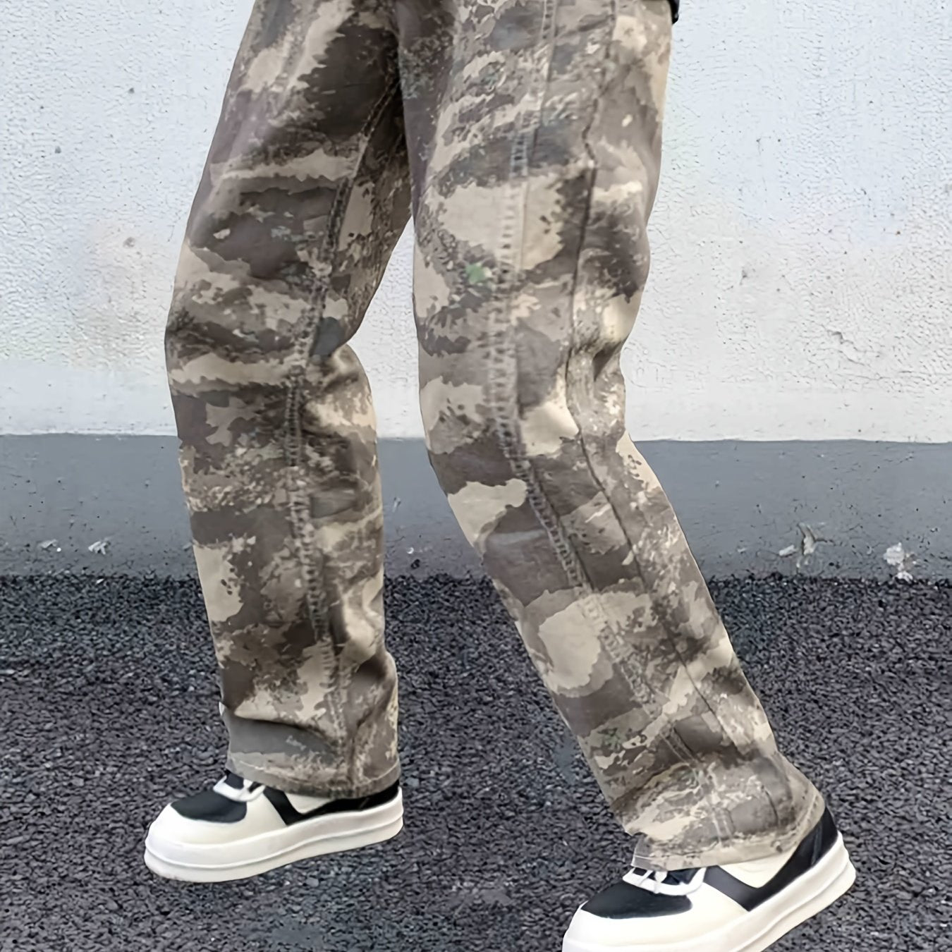 Men's Camo Pattern Jeans Loose Fit Street Style