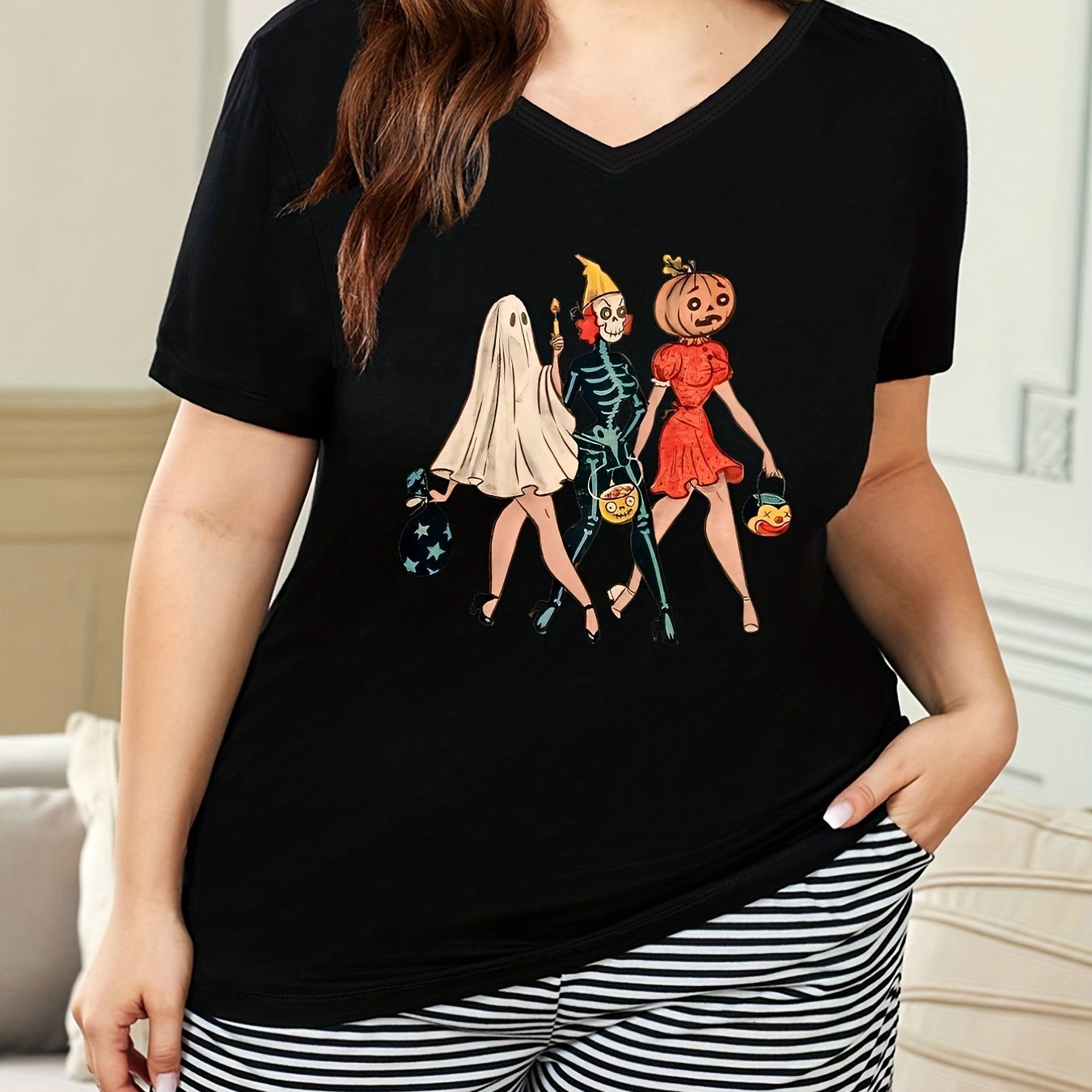 Plus Size Funny Ghost & Skull & Pumpkin Print Short Sleeve V Neck Pajama Top