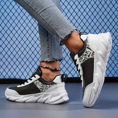 Women's Outdoor Anti Slip Sneakers Thick Bottom Versatile Skate Shoes