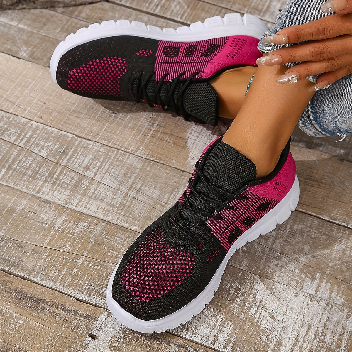 Women's Mesh Breathable Running Shoes Lightweight Non Slip Outdoor Sneakers