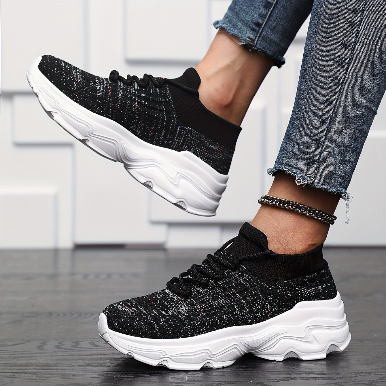 Breathable Running Shoes Elastic Lace Up Woven Casual Sneakers