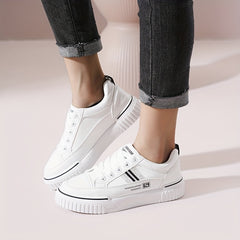 Women's Lace-up Low Skate Shoes Soft Sole Casual Sneakers