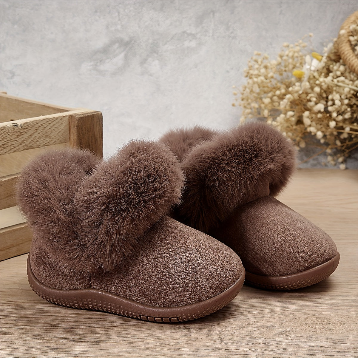 Girl's Furry Snow Boots Warm Cozy Non slip Ankle Boots Plush Comfy Outdoor Shoes