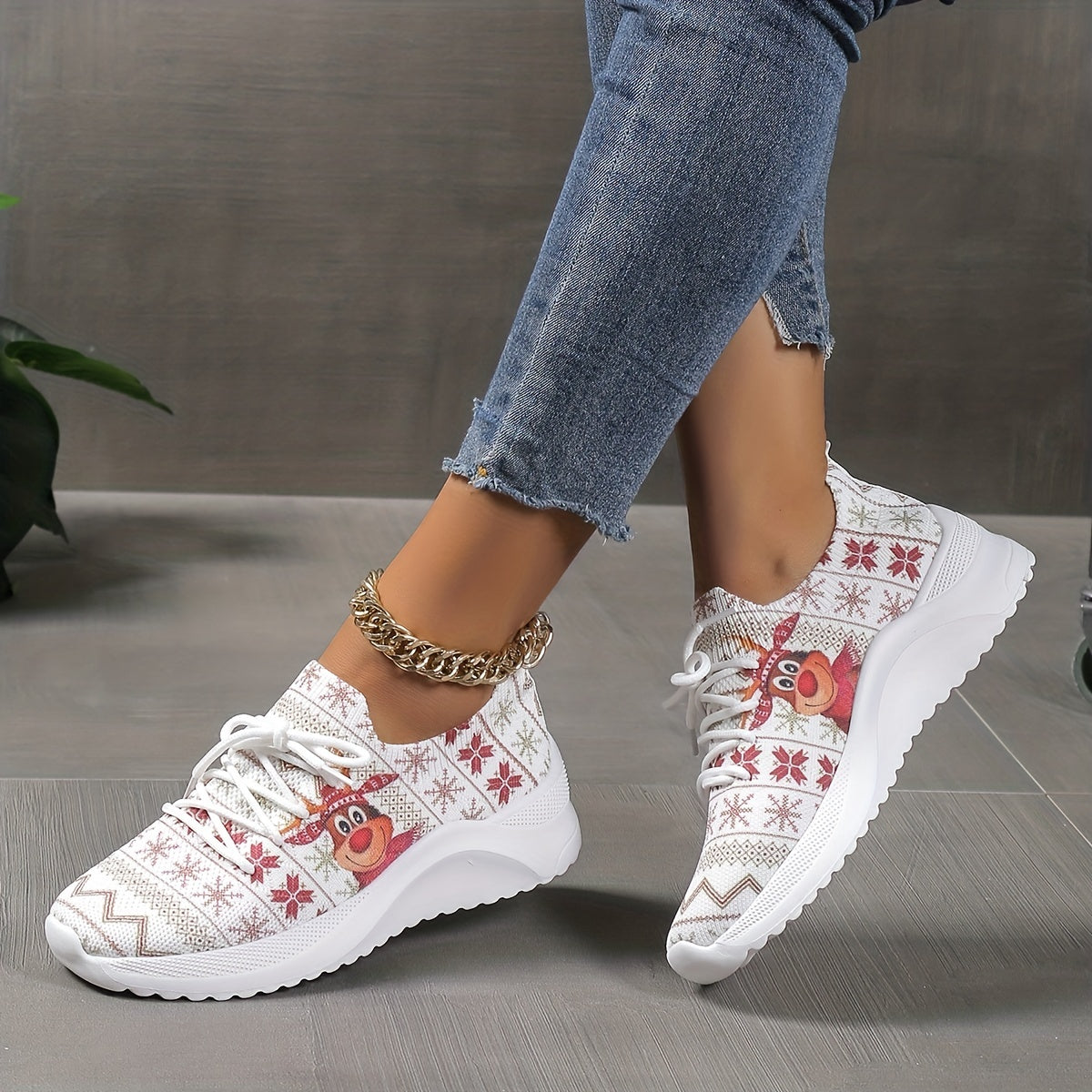 Christmas Reindeer Print Soft Thick Sole Woven Shoes