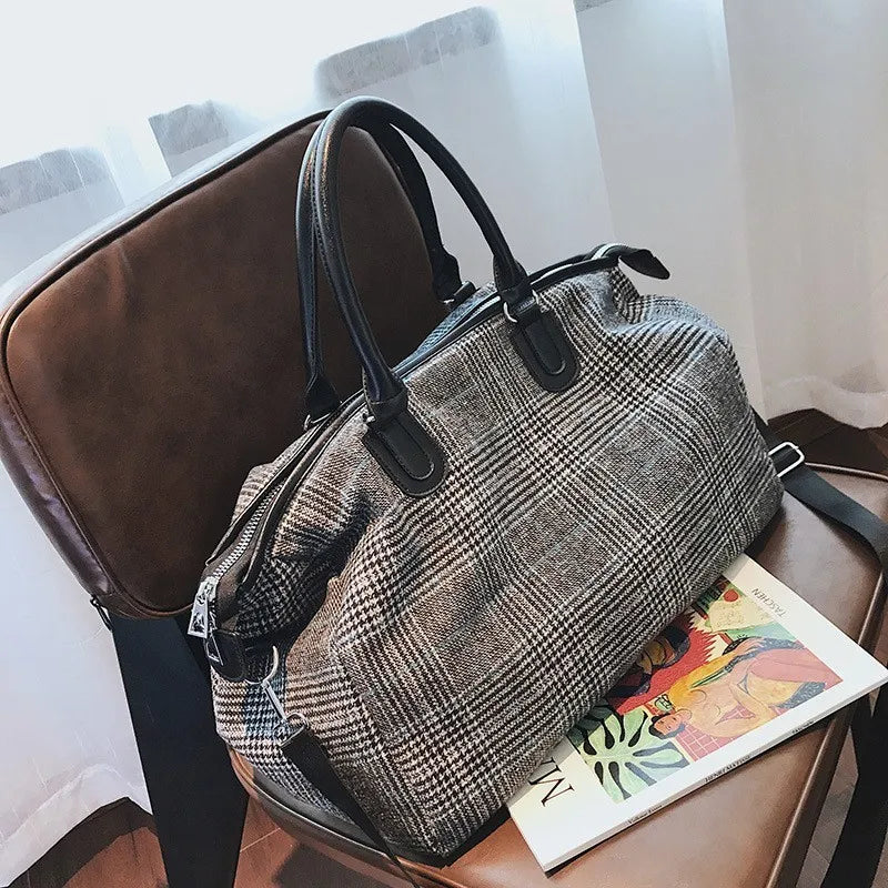 Large Capacity Women Travel Bags Luggage Duffle Messenger Handbag