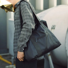 Men's Nylon Travel Bag Large Capacity Luggage Lightweight Casual Shoulder Tote